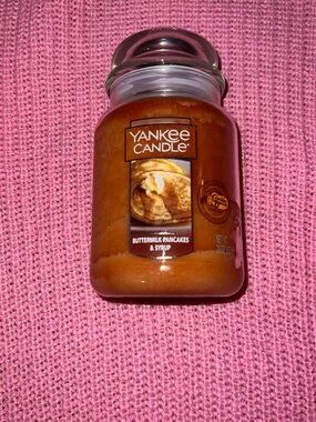 Yankee Candle Buttermilk Pancakes & Syrup Jar Candle - Brown